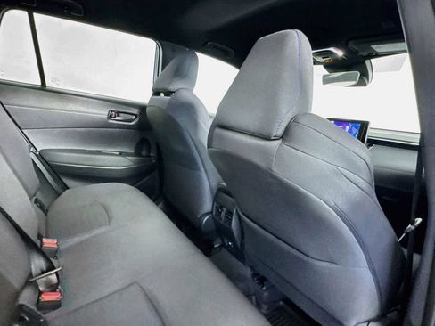 Used 2024 Toyota Corolla Cross AWD Hybrid image 31