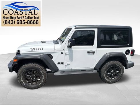 Used 2023 Jeep Wrangler Sport AWD/4WD image 8