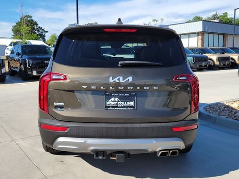 Used 2022 Kia Telluride S AWD/4WD image 4