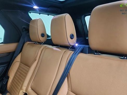 Used 2019 Land Rover Discovery HSE Luxury AWD/4WD image 33