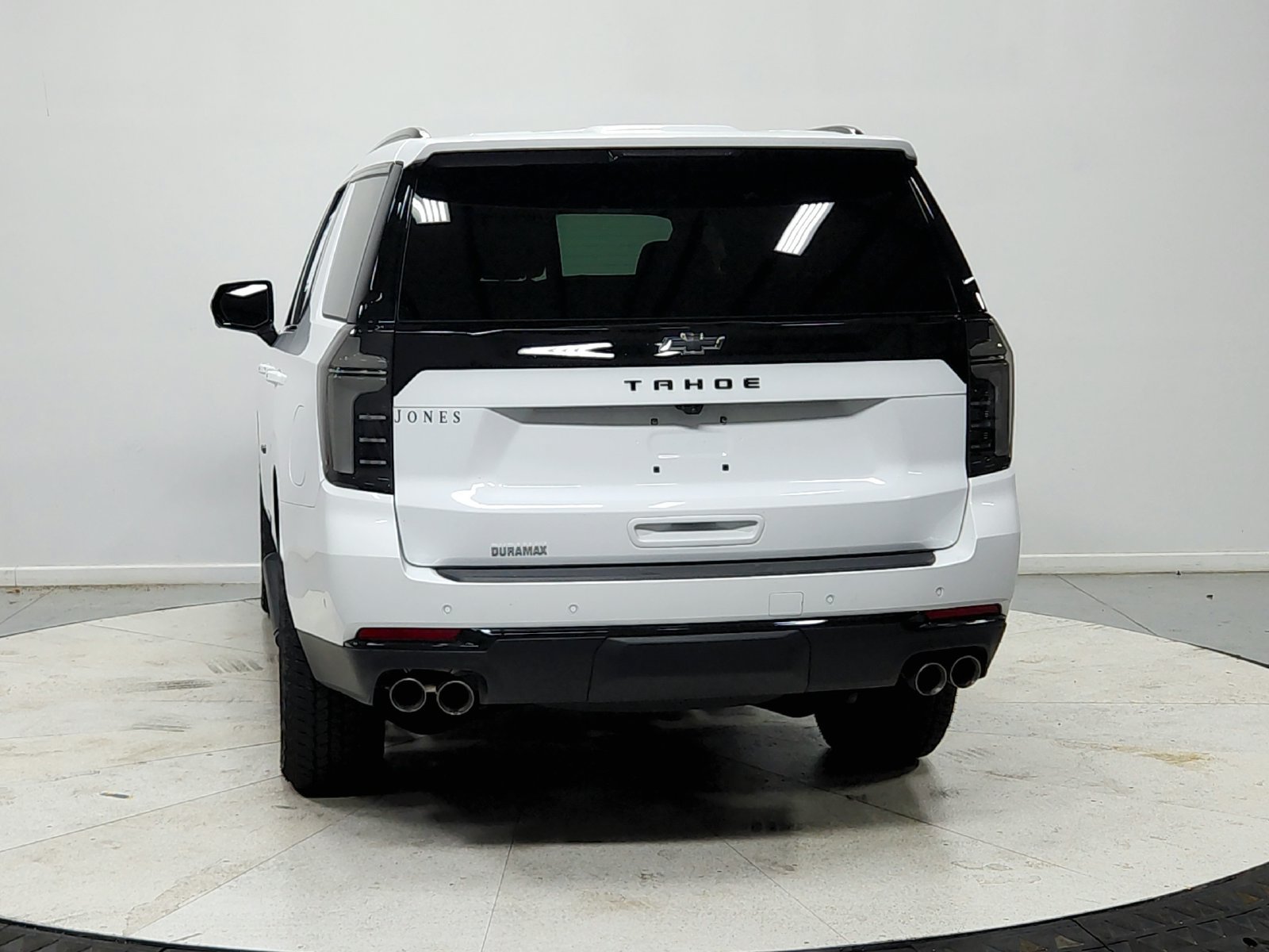 Used 2026 Chevrolet Tahoe Z71 w/ Comfort Package AWD/4WD image 7