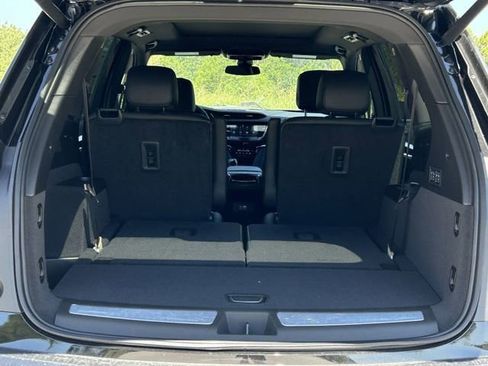 New 2025 Cadillac XT6 Premium Luxury image 9
