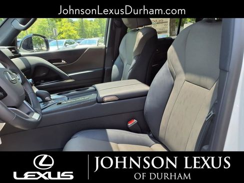 New 2025 Lexus LX 700h Overtrail image 12