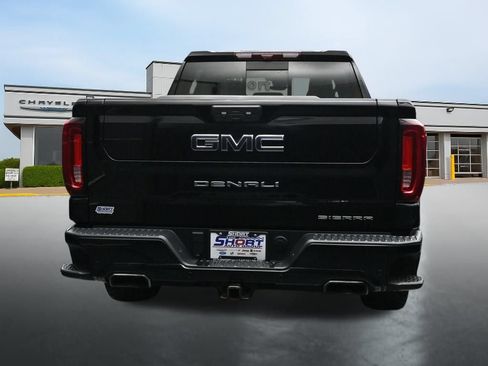 Used 2023 GMC Sierra 1500 Denali Ultimate AWD/4WD image 4