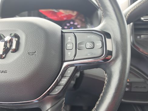 Used 2024 RAM 2500 Limited AWD/4WD image 22
