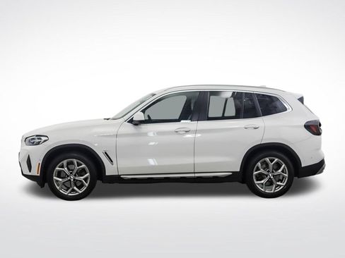 Used 2024 BMW X3 xDrive30i w/ Premium Package AWD/4WD image 2