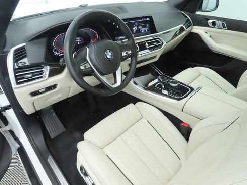 Used 2021 BMW X5 sDrive40i w/ Luxury Seating Package 2 image 9
