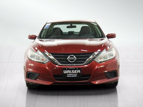 Used 2016 Nissan Altima 2.5 S w/ Power Driver Seat Package FWD image 8