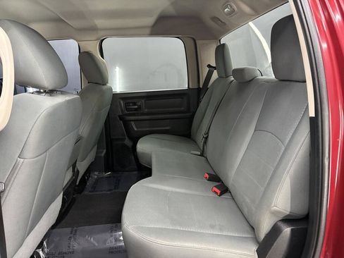 Used 2015 RAM 1500 Express AWD/4WD image 11