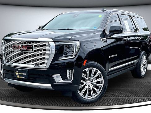 Used 2022 GMC Yukon Denali w/ Denali Premium Package AWD/4WD image 3