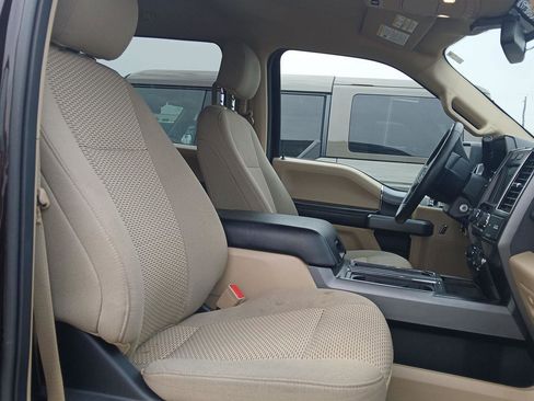 Used 2018 Ford F150 XLT w/ Equipment Group 302A Luxury AWD/4WD image 9
