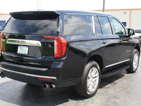 Used 2023 GMC Yukon Denali AWD/4WD image 4