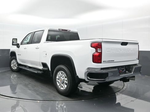 Used 2023 Chevrolet Silverado 2500 LT w/ Convenience Package image 6
