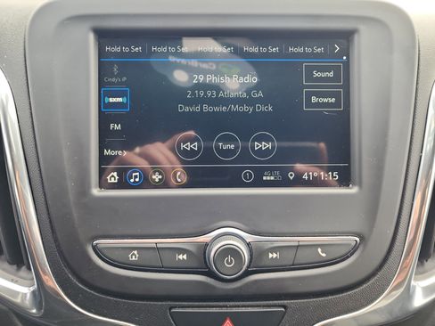 Used 2019 Chevrolet Equinox LT image 17