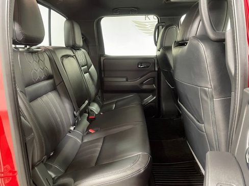Used 2022 Nissan Frontier PRO-4X image 22