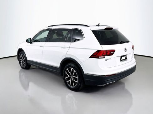 Used 2021 Volkswagen Tiguan SE w/ Panoramic Sunroof Package AWD/4WD image 3