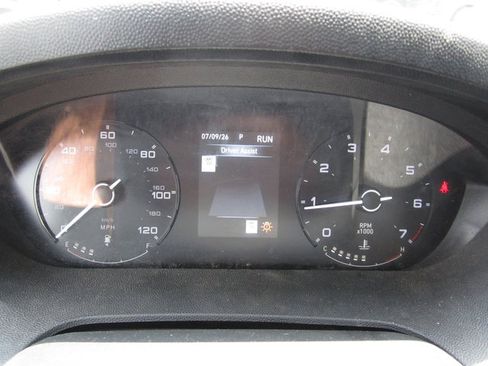 Used 2024 RAM ProMaster 2500 w/ Convenience Group FWD image 7