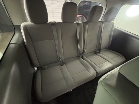 Used 2018 Nissan NV 3500 S image 35