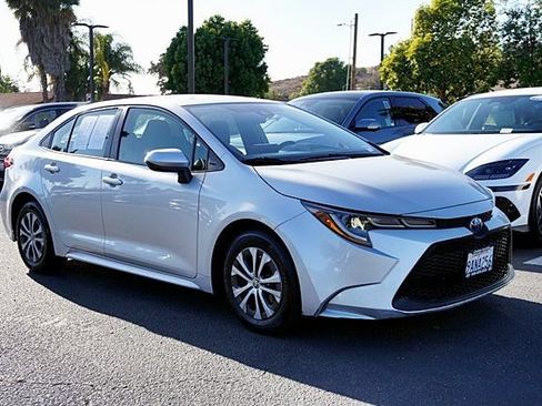Used 2022 Toyota Corolla LE FWD image 6