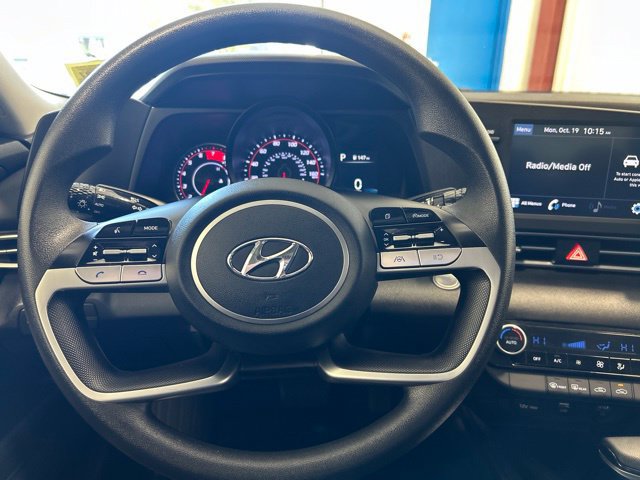 Used 2021 Hyundai Elantra SEL FWD image 20