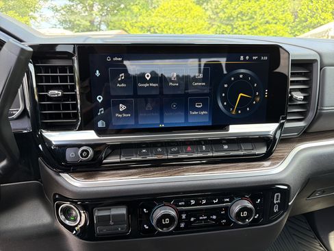 Used 2025 Chevrolet Silverado 1500 LT RWD image 27