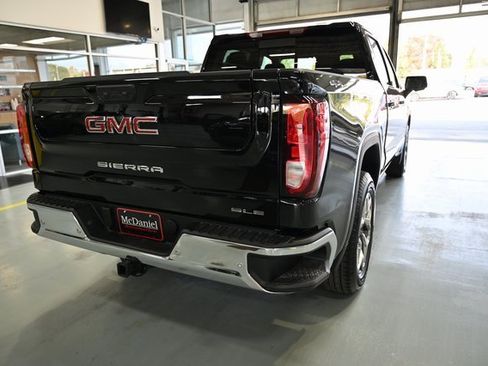 New 2026 GMC Sierra 1500 SLE w/ Preferred Package image 5