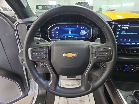 Used 2024 Chevrolet Silverado 1500 High Country w/ Technology Package AWD/4WD image 18