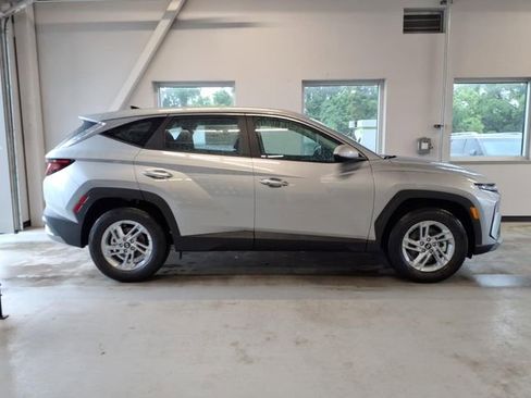 New 2026 Hyundai Tucson SE FWD image 2