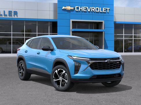 New 2026 Chevrolet Trax RS w/ Driver Confidence Package image 7
