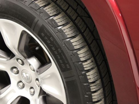 Used 2019 RAM 1500 Laramie w/ Sport Appearance Package image 14