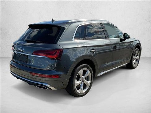 Used 2023 Audi Q5 2.0T Premium Plus w/ Premium Plus Package AWD/4WD image 5