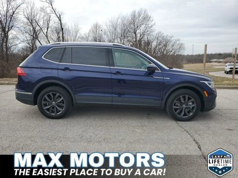 Used 2023 Volkswagen Tiguan SE image 3