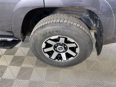 Used 2021 Toyota 4Runner TRD Off-Road Premium image 23