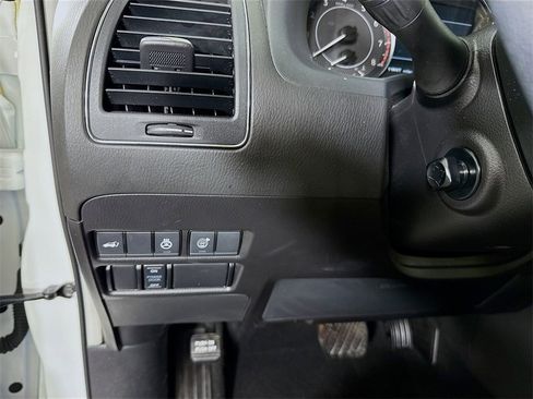 Certified 2024 Nissan Armada Platinum w/ Captain's Chairs Package image 21