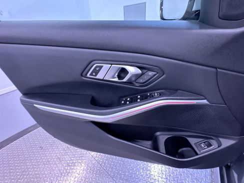 Used 2023 BMW 330i xDrive Sedan w/ Premium Package image 31