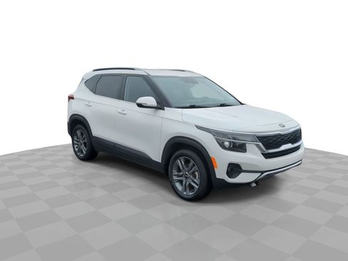 Used 2021 Kia Seltos S image 2