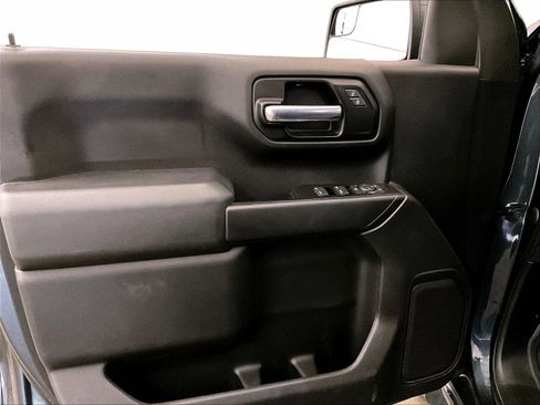 Used 2020 Chevrolet Silverado 1500 Custom w/ Custom Value Package image 22