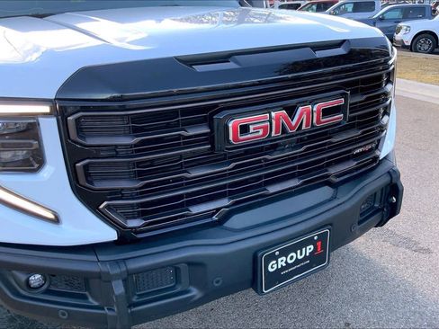Used 2024 GMC Sierra 1500 AT4X w/ AT4X AEV Edition image 29