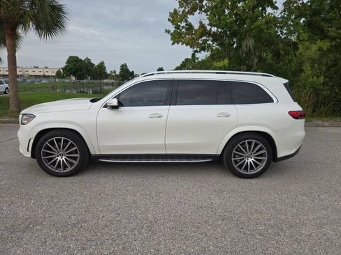 Used 2020 Mercedes-Benz GLS 580 4MATIC image 2