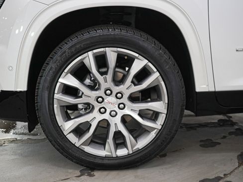 Used 2025 GMC Acadia Denali w/ Super Cruise Package AWD/4WD image 31