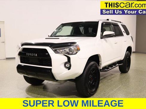 Used 2024 Toyota 4Runner TRD Off-Road Premium w/ Moonroof Package AWD/4WD image 4