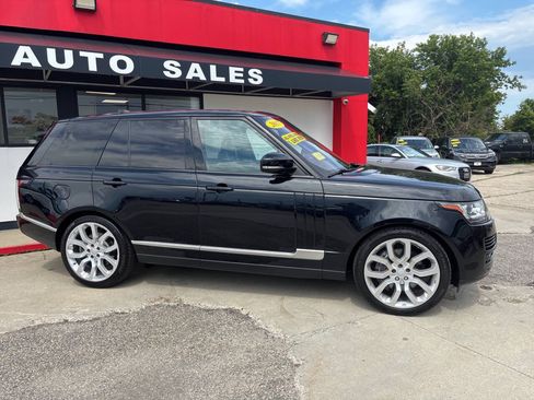 Used 2017 Land Rover Range Rover Supercharged AWD/4WD image 2