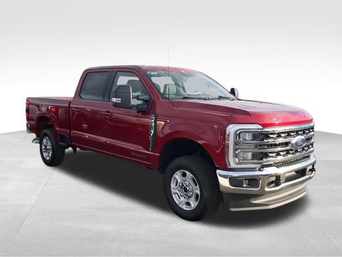 New 2026 Ford F250 XLT w/ XLT Premium Package AWD/4WD image 2