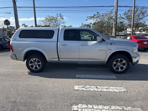 Used 2017 RAM 1500 Laramie image 11
