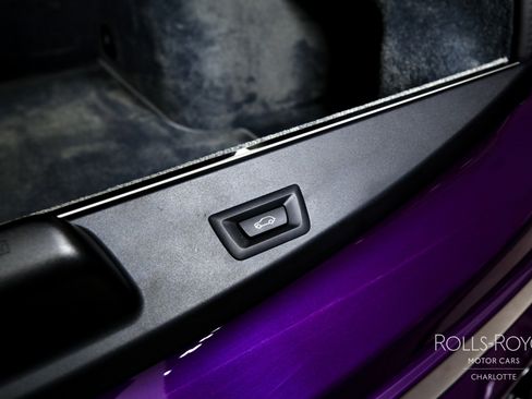 Used 2025 Rolls-Royce Cullinan image 27