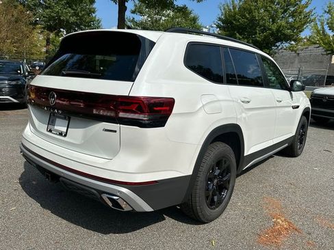New 2026 Volkswagen Atlas Peak Edition AWD/4WD image 7