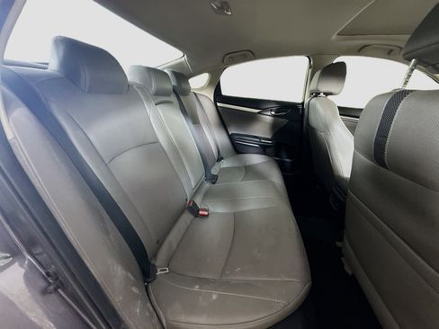 Used 2020 Honda Civic Touring image 27