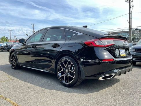 Used 2024 Honda Civic Sport Touring image 6