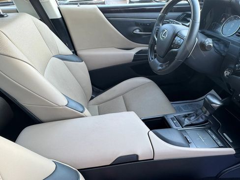 Used 2019 Lexus ES 350 FWD image 33