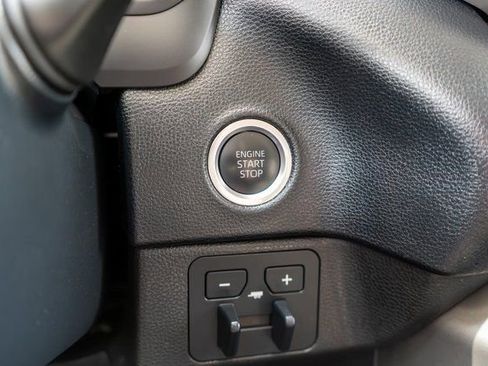 Used 2023 Toyota Tundra SR5 w/ SR5 Convenience Package AWD/4WD image 27